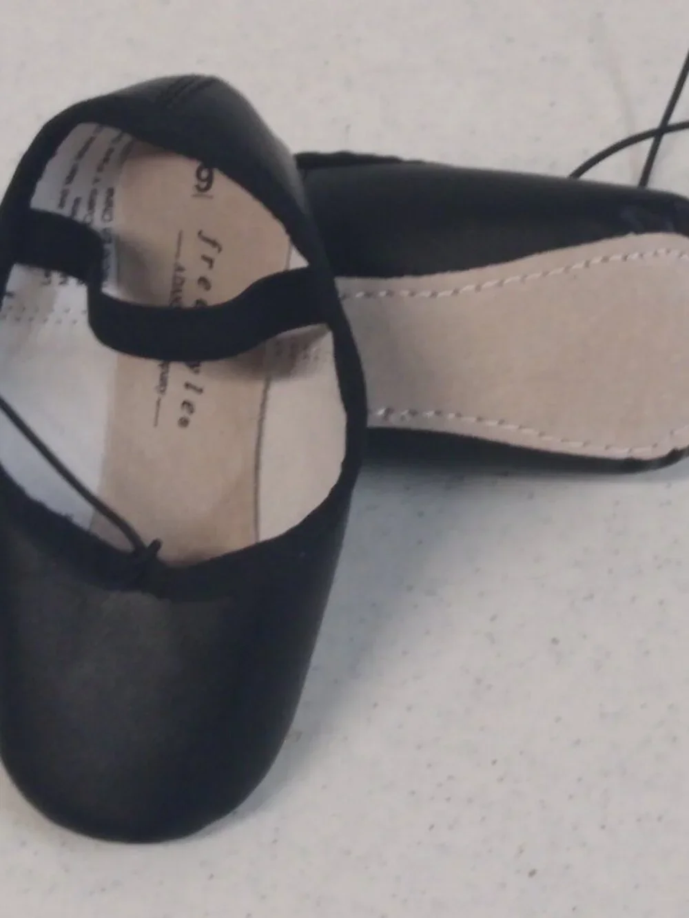 Freestyle Girl's/ Boy's Ballet Slippers Leather Sole Kids Size 9 by Danskin NWOT